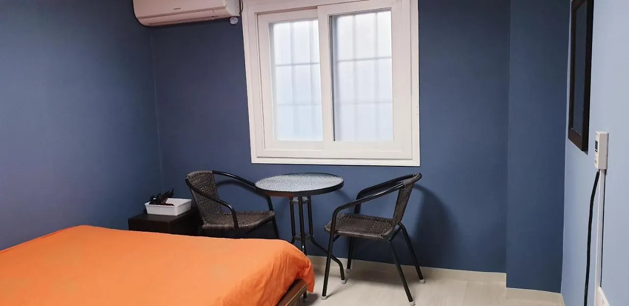 釜山 蔚蓝背包青年旅馆旅舍 0*,