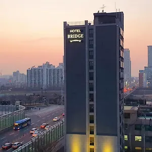 Bridge Hotel Seúl